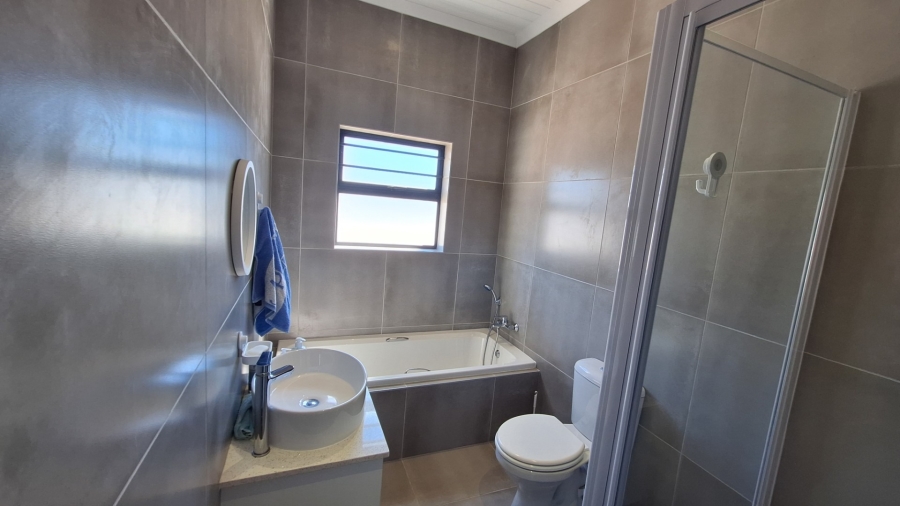 3 Bedroom Property for Sale in Atlantic Waves Estate Western Cape